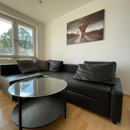 Sonniges Apartment, W-lan, Parkplatz, Autobahnnah, S-bahn , Messe Daire