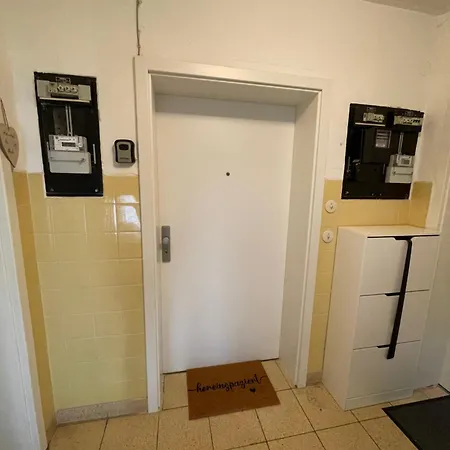 Sonniges Apartment, W-lan, Parkplatz, Autobahnnah, S-bahn , Messe Daire *